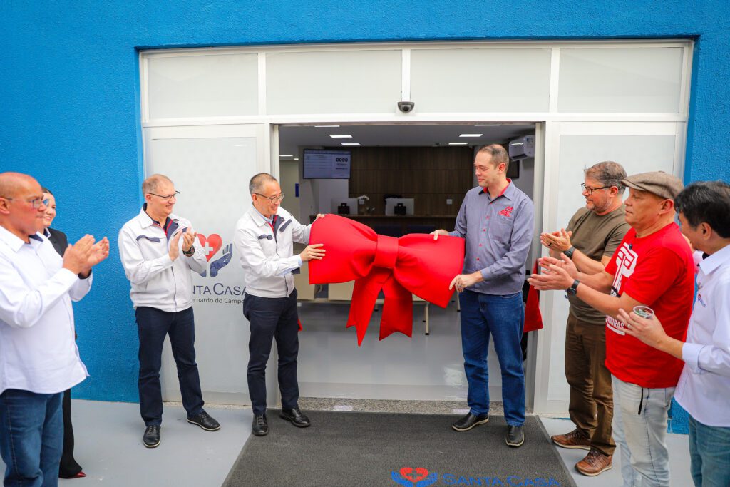 metalurgicos-do-abc-participam-da-inauguracao-de-centro-de-hemodinamica-e-uti-na-santa-casa-fruto-de-negociacao-do-sindicato-com-a-toyota-tvt-news