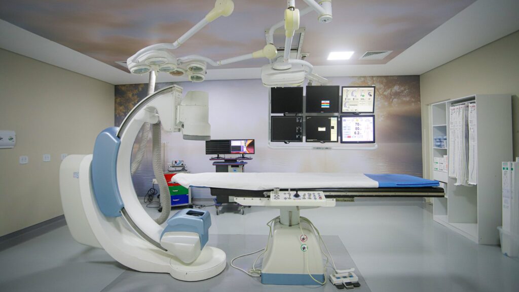 metalurgicos-do-abc-participam-da-inauguracao-de-centro-de-hemodinamica-e-uti-na-santa-casa-fruto-de-negociacao-do-sindicato-com-a-toyota-tvt-news