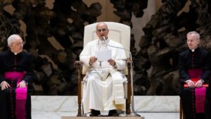 Da Redação 12 papa-afirmou-que-avanco-da-inteligencia-artificial-pode-tornar-relacoes-mais-virtuais-e-alertou-para-o-risco-de-transferir-decisoes-humanas-a-sistemas-automatizados-foto-eloisa-lopez