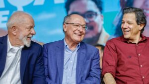 a-concentracao-do-publico-para-ato-com-lula-esta-marcada-para-as-10h-na-praca-dom-jose-marcondes-no-centro-da-cidade-foto-ricardo-stuckert-pr