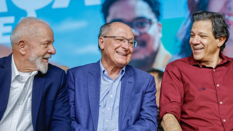 TVTNews 8 a-concentracao-do-publico-para-ato-com-lula-esta-marcada-para-as-10h-na-praca-dom-jose-marcondes-no-centro-da-cidade-foto-ricardo-stuckert-pr