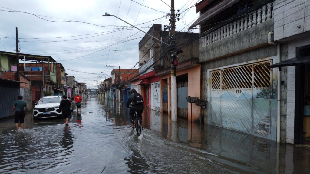 jardim-pantanal-chega-ao-5-dia-de-alagamentos-alessandro-guedes-pt-tvt-news