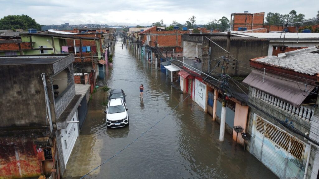 jardim-pantanal-chega-ao-5-dia-de-alagamentos-alessandro-guedes-pt-tvt-news