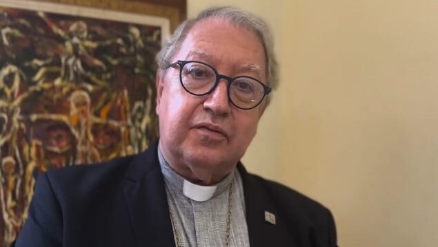 bispo-dom-roberto-francisco-ferreira-paz-afirma-que-candidato-precisa-explicar-como-pretende-aplicar-declaracao-de-que-quando-for-presidente-um-de-seus-primeiros-atos-seria-decretar-que-o-brasil-e-do-senhor-jesus-cristo-foto-dom-roberto-francisco-reproducao-instragram