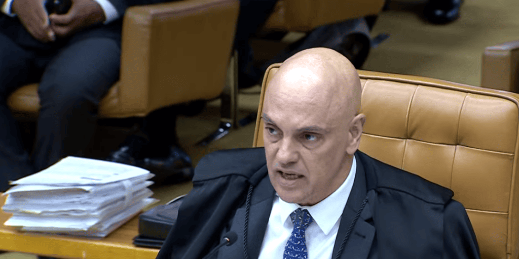 Climão no STF ao vivo: primeira sessão depois da divulgação das conversas com Vorcaro 1 stf-alexandre-de-moraes