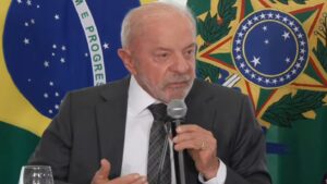 em-cerimonia-no-planalto-lula-afirmou-que-fachin-e-pgr-tem-responsabilidade-de-recuperar-a-confianca-da-sociedade-e-criticou-vazamentos-seletivos-foto-reproducao-youtube