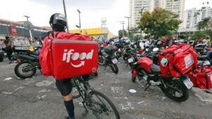rendimento-hora-de-quem-trabalha-atraves-de-aplicativo-e-12-menor-que-o-dos-nao-plataformizados-foto-paulo-pinto-agencia-brasil