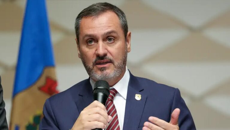 william-murad-reafirmou-confianca-no-diretor-geral-e-afirmou-que-pf-seguira-atuando-dentro-da-legalidade-e-em-defesa-da-democracia-foto-fabio-rodrigues-pozzebom-agencia-brasil