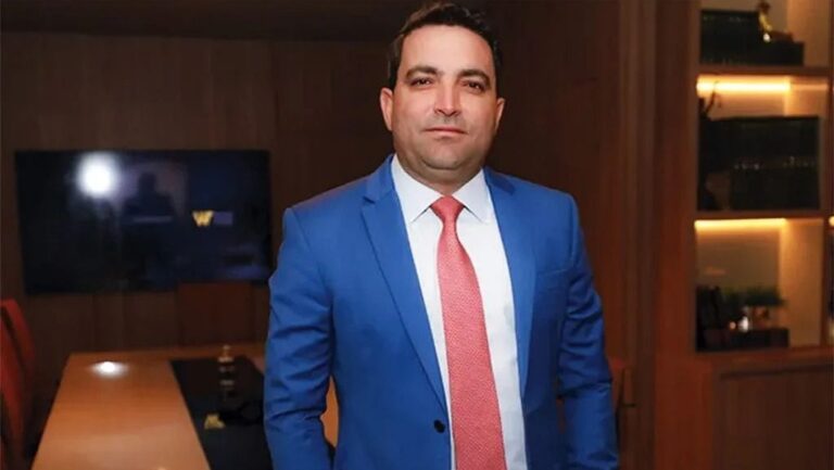advogado-proximo-de-flavio-bolsonaro-foi-alvo-de-operacao-sem-desconto-que-investiga-fraudes-em-beneficios-do-inss-foto-divulgacao-willer-tomaz-advogados-associados