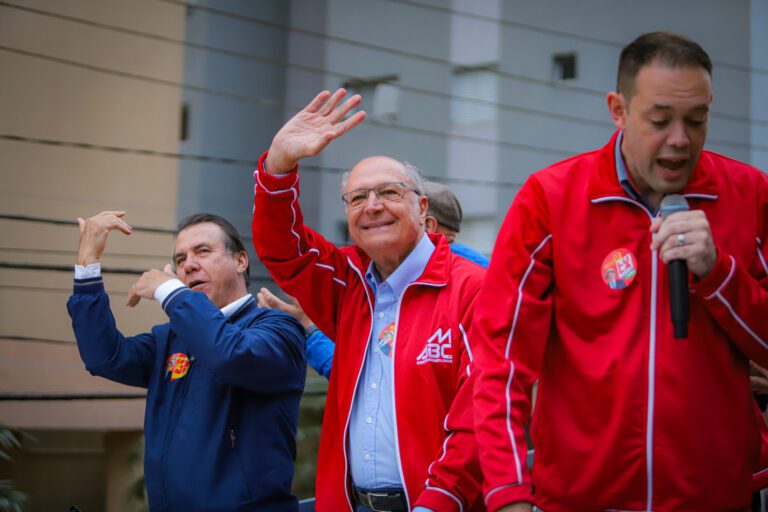 caminhada-pela-democracia-em-sao-bernardo-reune-40-mil-tvt-news