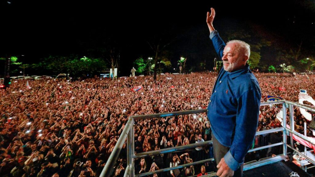 especialistas-em-direito-eleitoral-apontam-dificuldades-juridicas-para-reverter-a-vitoria-de-lula-no-2-turno-apos-prorrogacao-do-horario-de-votacao-flavio-bolsonaro-anunciou-que-recorrera-a-justica-mas-tambem-havia-pedido-ampliacao-do-prazo-foto-ricardo-stuckert