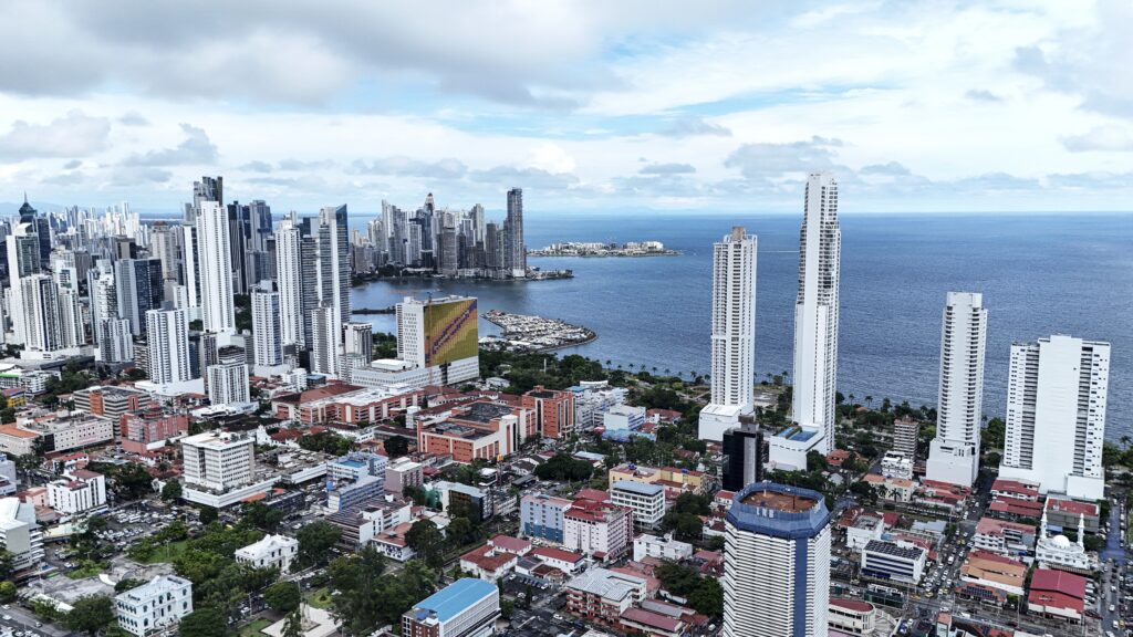 Forte terremoto de magnitude 7,7 gera pânico no Panamá 1 panama