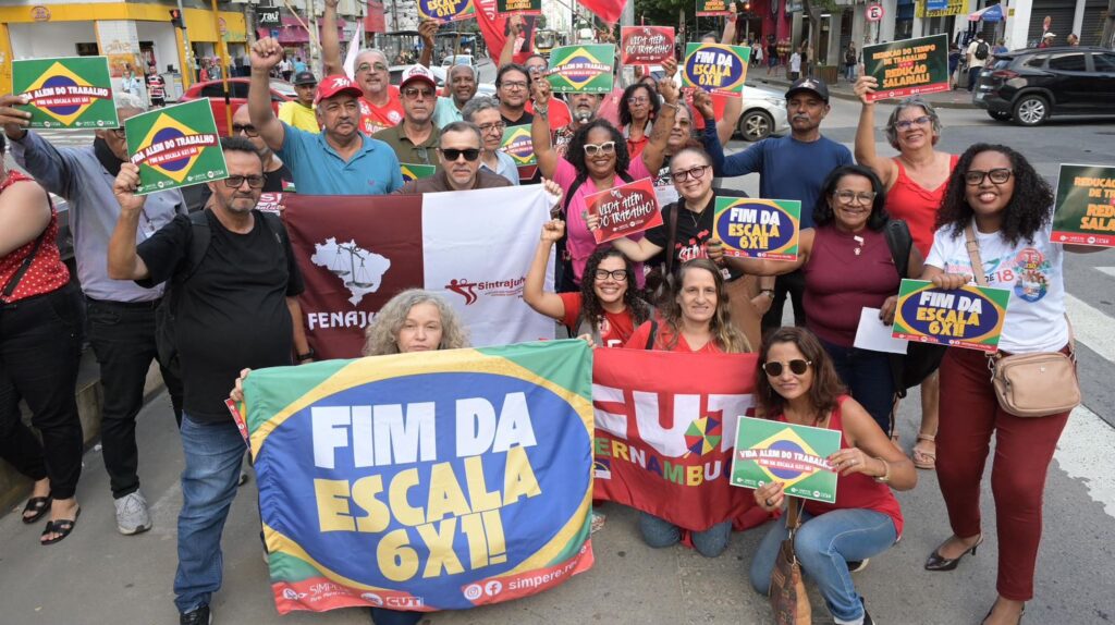 fim-da-escala-6x1-escala-6-x-1-jornada-de-trabalho-40h-40-h-semanais-fim-da-escala-6x1-fim-da-escala-6-x-1-senado-congresso-parlamentares-alcolumbre-erika-hilton-vat-rick-azevedo-paulo-paim-senadores-deputados-lula-governo-lula-bandeira-governo-lula-trabalhadores-classe-trabalhadora-conquista-historica-classe-trabalhadora
