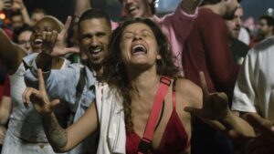 TVTNews 24 populacao-toma-as-ruas-da-avenida-paulista-em-sao-paulo-para-comemorar-reeleiçao-de-lula-emanuela-godoy-tvt-news