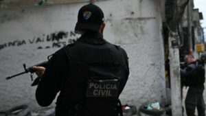 TVTNews 25 quatro-processos-buscam-recuperar-r-190,3-milhoes-em-patrimonio-de-origem-ilicita-medidas-da-agu-se-baseiam-na-lei-antifaccao-e-envolvem-investigacoes-sobre-contrabando-trafico-internacional-de-drogas-e-lavagem-de-dinheiro-foto-mauro-pimentel-afp