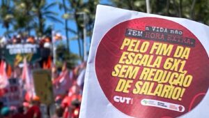 fim-da-escala-6x1-escala-6-x-1-jornada-de-trabalho-40h-40-h-semanais-fim-da-escala-6x1-fim-da-escala-6-x-1-senado-congresso-parlamentares-alcolumbre-erika-hilton-vat-rick-azevedo-paulo-paim-senadores-deputados-lula-governo-lula-bandeira-governo-lula-trabalhadores-classe-trabalhadora-conquista-historica-classe-trabalhadora
