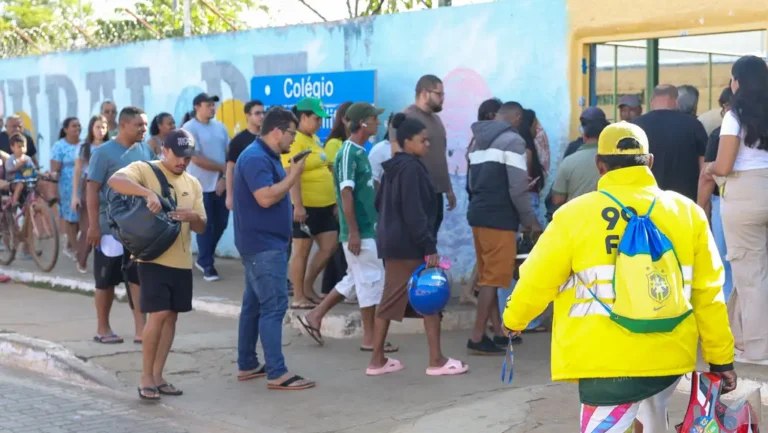 TVTNews 6 eleitor-trabalhador-votar-eleicao-dia-eleicao