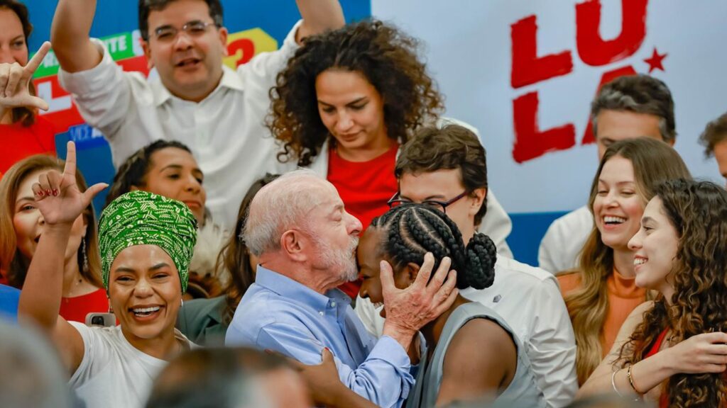 As novas lideranças da esquerda eleitas em 2026 2 novas-liderancas-esquerda-2026-lula-eleicoes-eleicao-segundo-turno-2-turno-vira-voto-guilherme-cortez-luna-ana-elisa-ana-julia-janones-anielle-franco-juventude-escala-6x1-congresso-esquerda-parlamentares-deputados-deputadas-senadores-senadoras-deputada-deputado