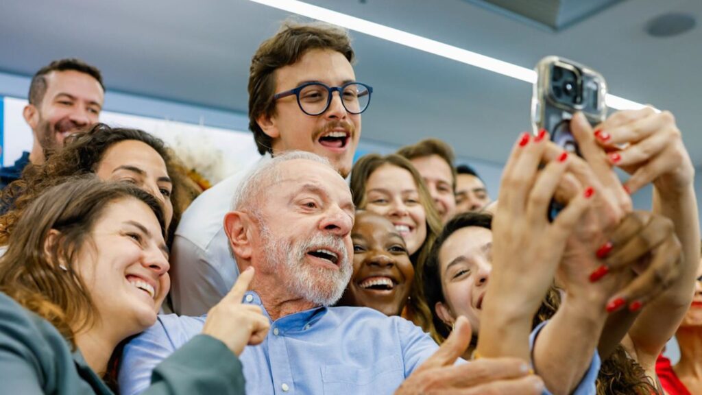 novas-liderancas-esquerda-2026-lula-eleicoes-eleicao-segundo-turno-2-turno-vira-voto-guilherme-cortez-luna-ana-elisa-ana-julia-janones-anielle-franco-juventude-escala-6x1-congresso-esquerda-parlamentares-deputados-deputadas-senadores-senadoras-deputada-deputado
