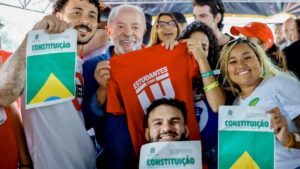 TVTNews 23 lula-nossa-senhora-aparecida-12-de-outubro-dia-de-nossa-senhora-aparecida-av-paulista-avenida-paulista-campanha-manifestacao-estudantes-fim-da-escala-6x1-votacao-eleicoes-pesquisa-pesquisas-datafolha-quaest-atlas-constituicao-pec-votacao-escala-6-x-1-canal-exercito-do-lula