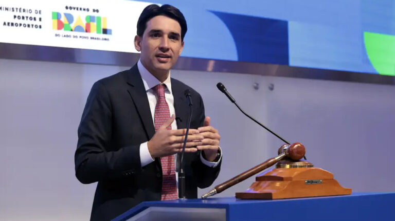 federacao-pt-pv-e-pcdob-anunciou-apoio-a-reeleicao-do-presidente-da-camara-ministro-de-portos-e-aeroportos-tambem-e-cotado-para-assumir-a-articulacao-politica-do-quarto-governo-lula-foto-paulo-pinto-agencia-brasil