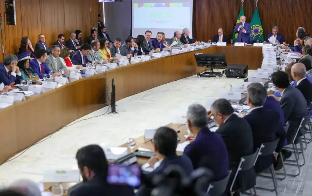 lula-orienta-ministros-a-nao-criarem-novos-programas-nao-e-um-momento-de-plantar-e-o-momento-de-regar-disse-rui-costa-tvt-news