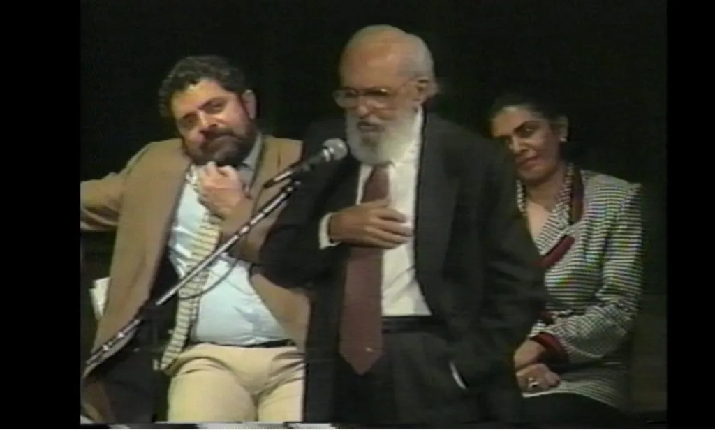 educacao-103-anos-de-paulo-freire-saiba-7-mitos-e-7-verdades-sobre-o-educador-paulo-freire-e-lula-acervo-tvt-news-tvt-news