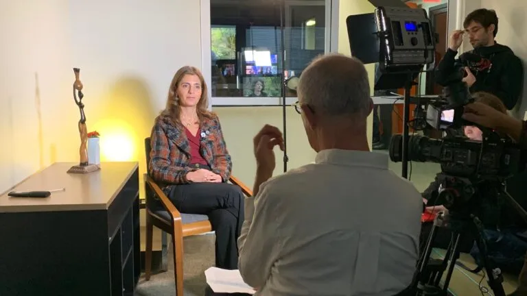 ana-estela-haddad-visita-tvt-para-entrevista-sobre-telessaude-ana-estela-haddad-secretaria-de-saude-digital-concede-entrevista-nos-estudios-da-tvt-foto-equipe-tvt-news-tvt-news