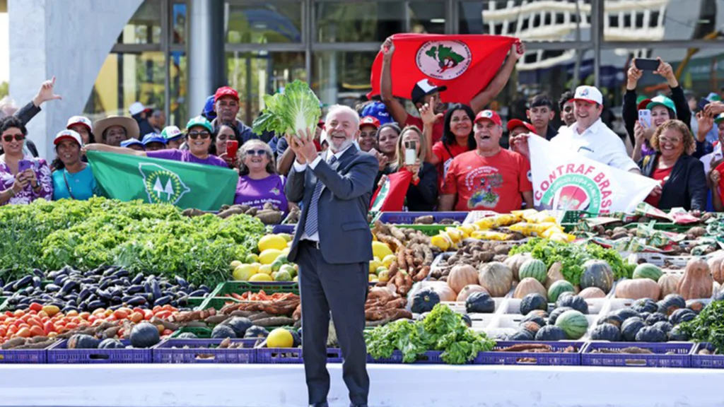 alimentos-saudaveis-serao-viabilizados-em-novo-plano-do-governo-governo-lula-amplia-espacos-para-a-agricultura-familiar-e-o-acesso-a-alimentos-saudaveis-e-sustentaveis-foto-antonio-cruz-agencia-brasil-tvt-news