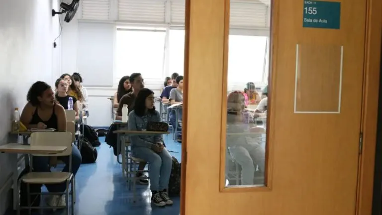 TVTNews 4 inscricoes-para-o-sisu-terminam-nesta-terca-feira-inscricao-e-gratuita-e-feita-exclusivamente-pela-internet-foto-rovena-rosa-agencia-brasil-tvt-news