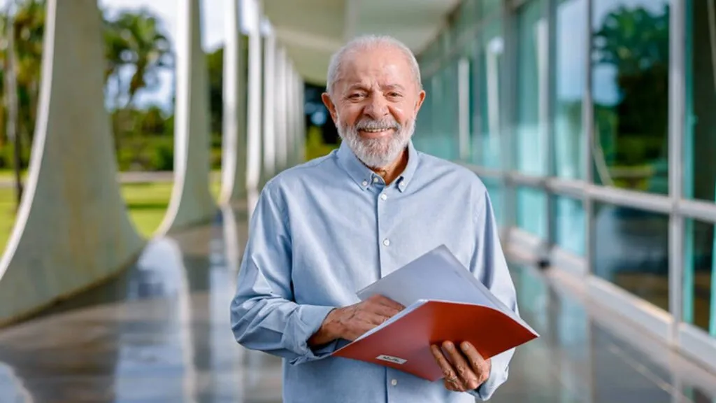 “A pessoa quer ser livre”, diz Lula sobre empreendedorismo 1 a-pessoa-quer-ser-livre-diz-lula-sobre-empreendedorismo-teremos-politicas-de-credito-para-favorecer-o-pequeno-e-medio-empreendedor-disse-lula-foto-ricardo-stuckert-pr-tvt-news