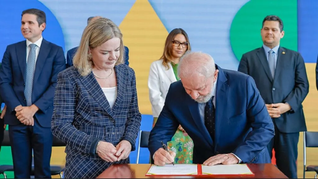 governo-lula-isencao-ir-5-mil-foto-ricardo-stuckert-pr-tvt-news