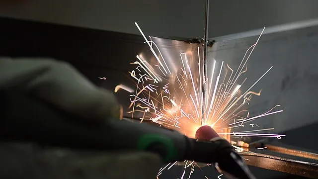 Como o Brasil será afetado com as novas tarifas aplicadas pelos EUA? 1 exportacoes-de-aco-e-aluminio-terao-tarifas-diferenciadas-de-25%-foto-wiki-commons-tvt-news