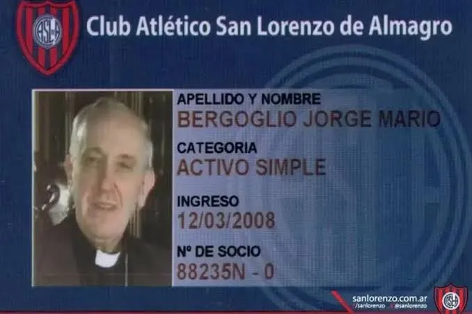 Carteirinha-de-sócio-torcedor-do-San-Lorenzo-do-Papa-Francisco. Reprodução: Redes-Sociais-tvt-news