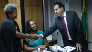 TVTNews 27 dia-nacional-trabalhadora-domestica-precarizacao-a-comitiva-de-trabalhadoras-domesticas-se-reuniu-com-o-ministro-do-trabalho-luiz-marinho-foto-luis-nove