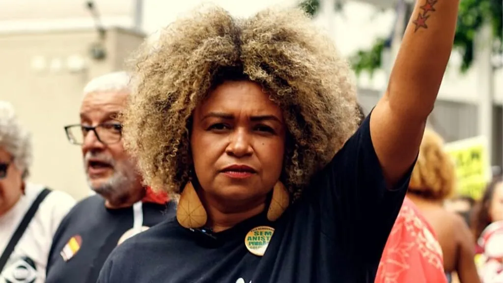 caso-de-racismo-no-aeroporto-de-guarulhos-e-denunciado-por-deputada-deputada-ediane-maria-foi-responsavel-por-video-denunciado-caso-de-racismo-que-sofreu-em-guarulhos-com-mais-duas-amigas-foto-@edianemariamtst-reproducao-tvt-news
