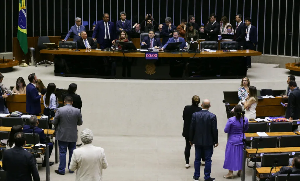 senado-vota-em-regime-de-urgencia-pl-da-reciprocidade-economica-foto-lula-marques-agencia-brasil-tvt-news