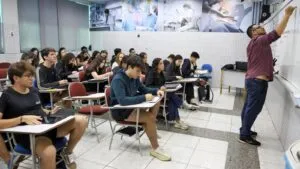 TVTNews 24 alunos-cursinhos-populares-receber-bolsa-200-por-mes-mec-habilitou-401-propostas-integrar-rede-nacional-cursinhos-populares-cpop-jose-cruz-agencia-brasil