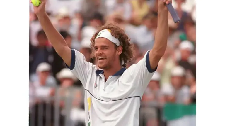 daiane-guga-e-edinanci-entram-para-o-hall-da-fama-do-esporte-guga-foi-tricampeao-do-torneio-de-roland-garros-foto-cob-divulgacao-tvt-news