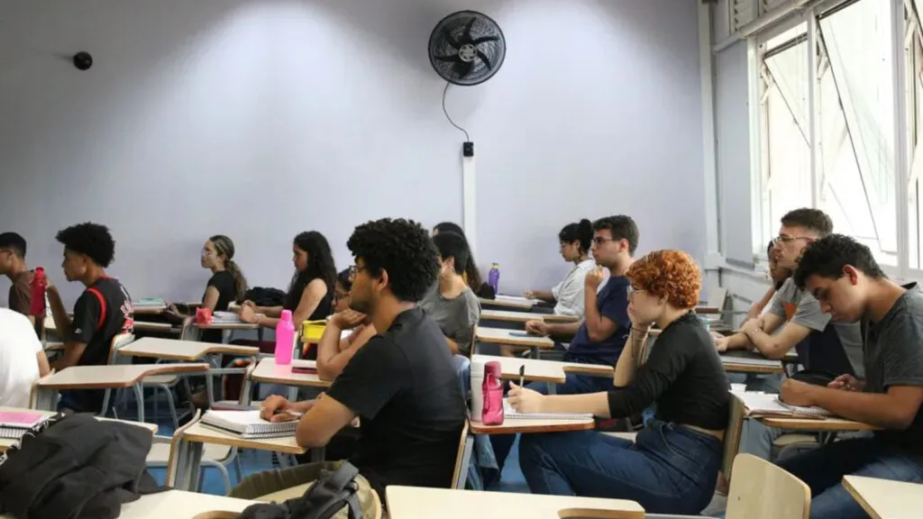 vestibulinho-etec-2025-datas-de-inscricao-e-provas-as-provas-serao-aplicadas-em-6-de-julho-domingo-as-13h30-foto-rovena-rosa-agencia-brasil
