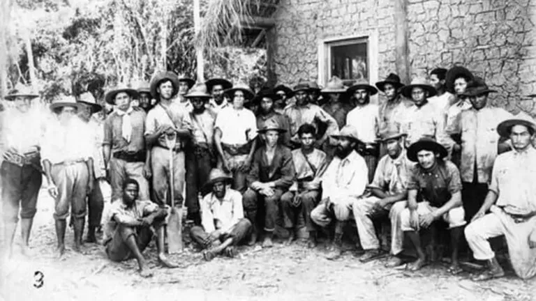 exposicao-na-alesp-lembra-os-100-anos-da-coluna-prestes-nao-se-trata-apenas-da-insatisfacao-de-algumas-pessoas-mas-de-uma-nacao-foto-agencia-senado-reproducao-tvt-news