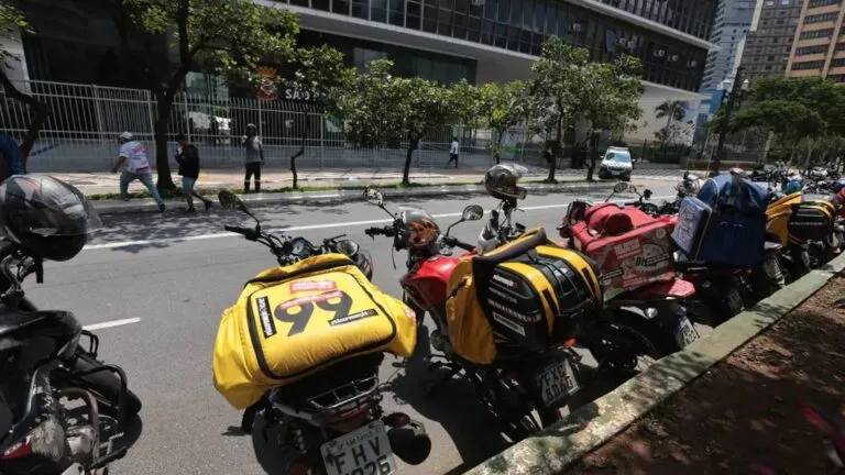 TVTNews 4 governo-estuda-abertura-de-credito-para-entregadores-de-apps-programa-de-credito-vai-financiar-motocicletas-para-os-entregadores-foto-paulo-pinto-abr-tvt-news