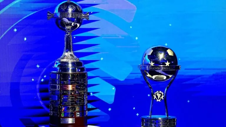 taca-da-libertadores-e-sul-americana.-foto:-@libertadoresbr-tvt-news