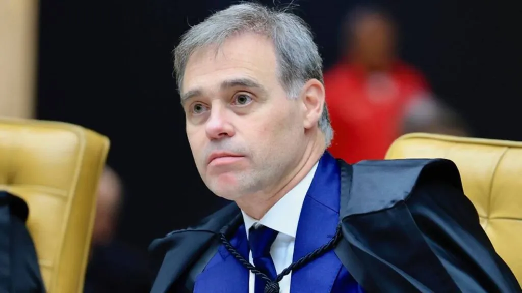 PGR defende que Mendonça relate pedido de investigação sobre filme Dark Horse 1 mendonca-sera-relator-de-acao-que-tenta-paralisar-processo-do-golpe-acao-relatada-pelo-ministro-ainda-nao-tem-data-para-ser-julgada-foto-fellipe-sampaio-stf-tvt-news