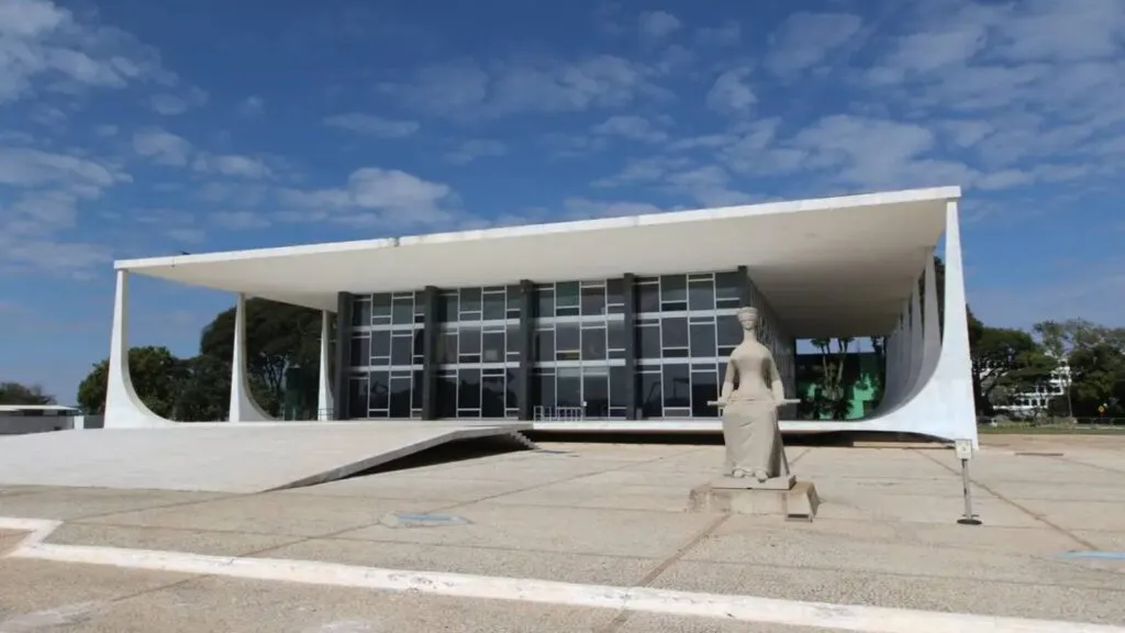 stf-diz-que-nao-se-desviara-de-seu-papel-a-corte-se-pronunciou-oficialmente-na-noite-desta-quarta-feira-(30)-foto-fabio-rodrigues-pozzebom-agencia-brasil-tvt-news