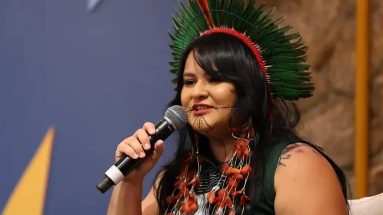 flip-vozes-indigenas-ganham-projecao-flip-festa-literaria-paraty-rovena-rosa-agencia-brasil-tvt-news