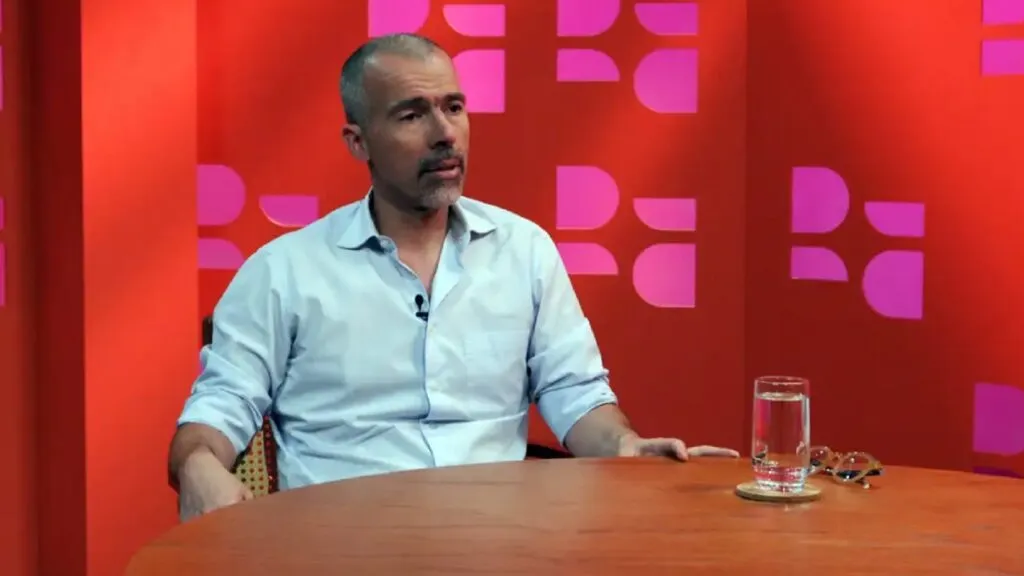 jamil-chade-livro-foto-agencia-braswil-tvt-news