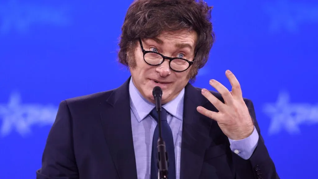 Eleições no Brasil podem ter interferência direta dos EUA 5 argentina-milei-sofre-a-maior-derrota-eleitoral-na-argentina-entenda-os-motivos-milei-foi-derrotado-pelo-peronismo-que-o-presidente-argentino-havia-prometido-enterrar-foto-gage-skidmore-tvt-news
