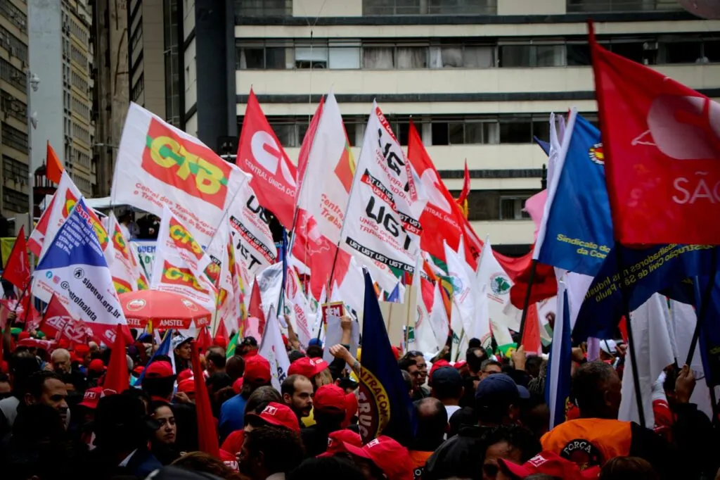 7 de setembro: veja como foram os atos em defesa da soberania e democracia 8 7-de-setembro-veja-como-foram-os-atos-em-defesa-da-soberania-e-democracia-grito-dos-excluidos-e-das-excluidas-em-2025-tvt-news