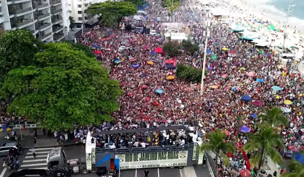Como foram os atos contra o PL da Dosimetria neste 14 de dezembro 6 congresso-inimigo-do-povo-dia-14-todos-nas-ruas-contra-pl-da-dosimetria-atos-contra-congresso-inimigo-do-povo-e-pl-da-dosimetria-acontecem-em-todo-o-pais-contra-pl-da-dosimetria-sem-anistia-para-golpista-ato-14-de-dezembro-ato-na-paulista-ato-musical-com-caetano-veloso-e-gilberto-gil-tvt-news